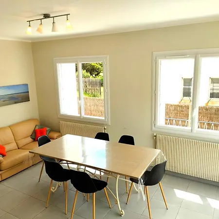 Maison 4 Proche Plage Et Commerces, Ideale Pour Familles Ou Amis - Fr-1-323-374 Casa de Férias *